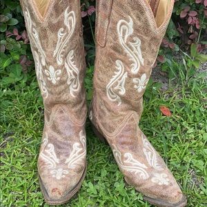 Corral Vintage Cowboy Boots
